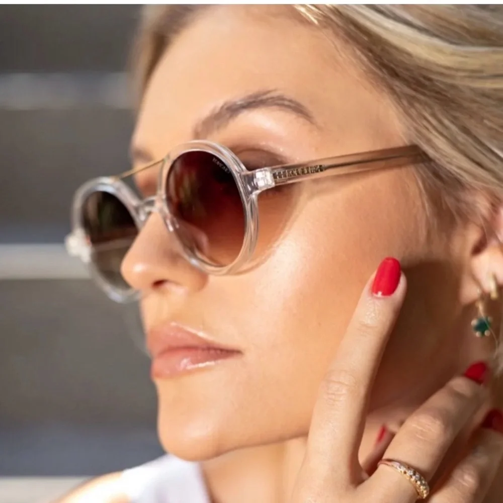 Komono Transparent Gold and Brown Sunglasses NEW The Vivien Clear Round NWT - Picture 2 of 11